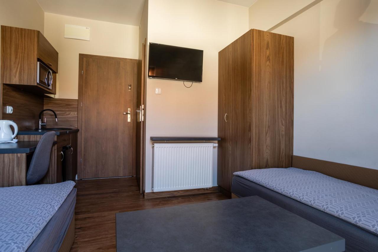 Noclegijarocin Bed & Breakfast Exterior foto