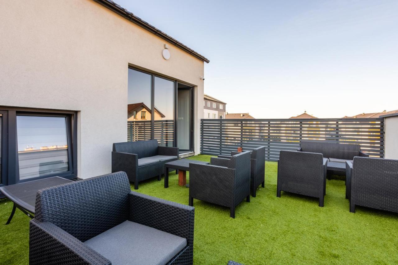Noclegijarocin Bed & Breakfast Exterior foto